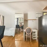 Charming 22M Studio In Paris 11