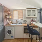 Charming 22M Studio In Paris 11