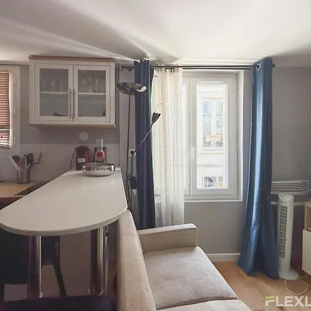 Charming 22m In 11 Apartment